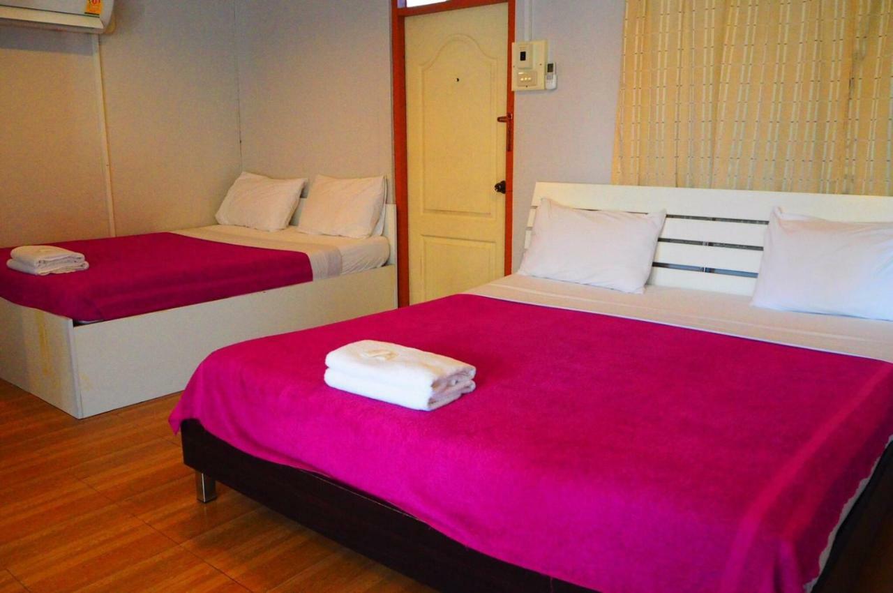 Samchai Hotel Si Racha Eksteriør bilde
