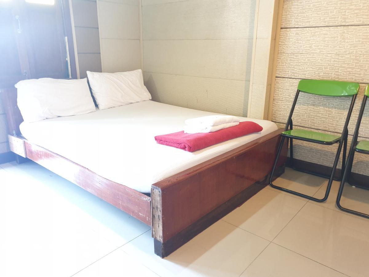 Samchai Hotel Si Racha Eksteriør bilde